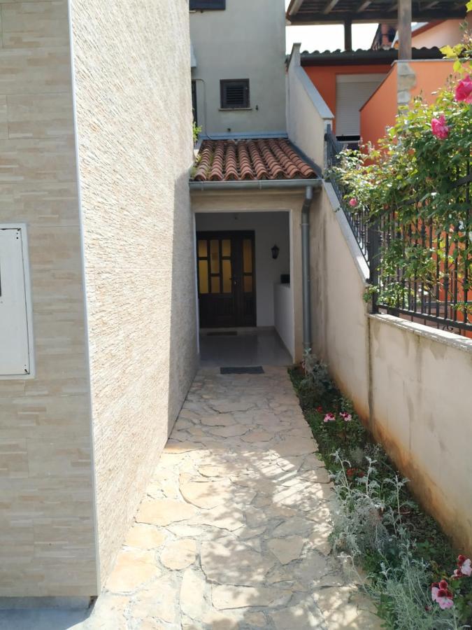 Apartmani Zlatko Пула Екстериор снимка