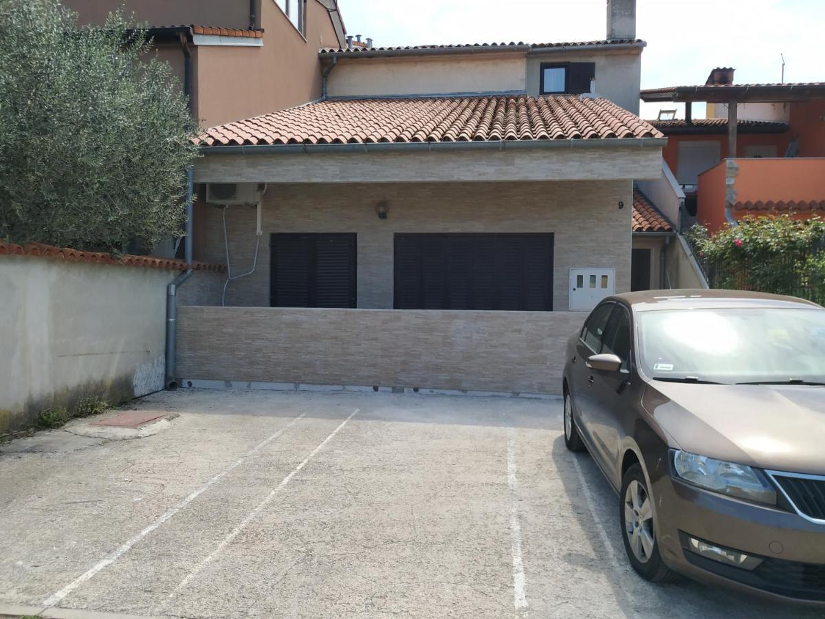 Apartmani Zlatko Пула Екстериор снимка