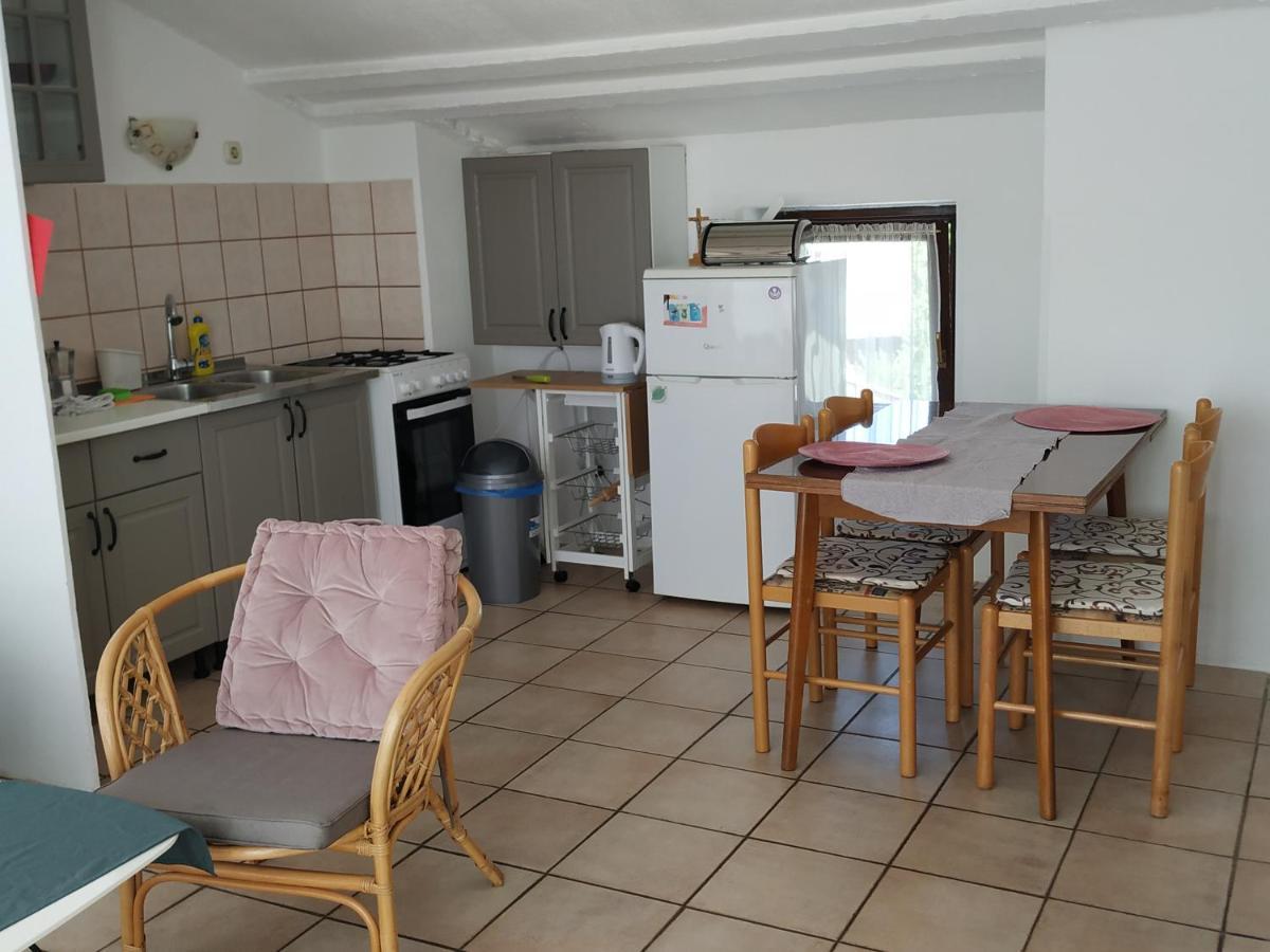 Apartmani Zlatko Пула Екстериор снимка