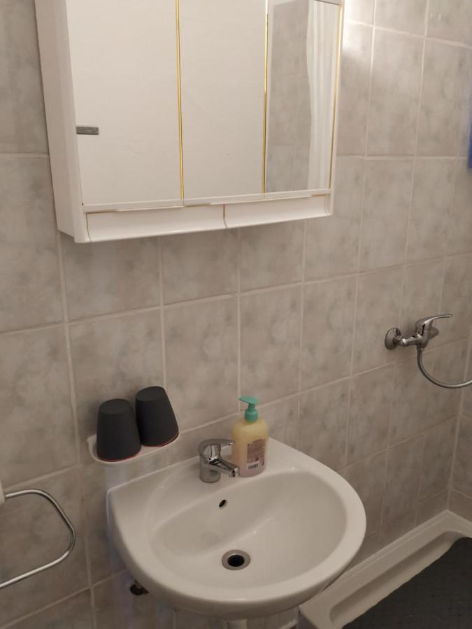 Apartmani Zlatko Пула Екстериор снимка