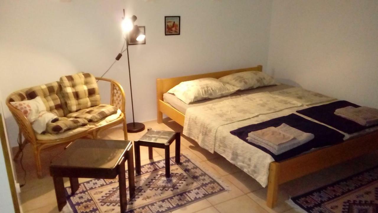 Apartmani Zlatko Пула Екстериор снимка